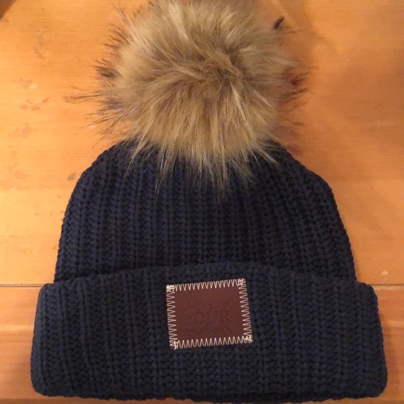 love your melon hat with puffball